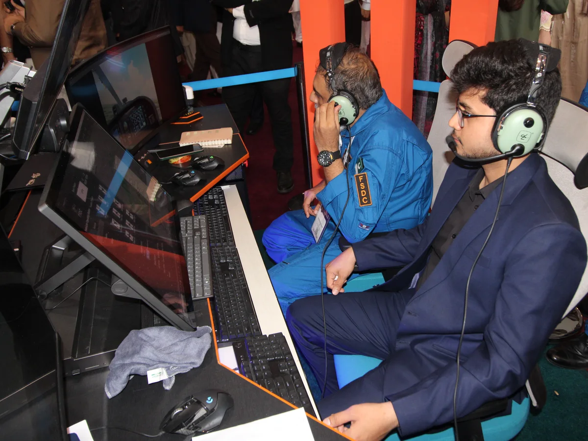 The FSDC Instructor Operating Station running a scenario on two screens