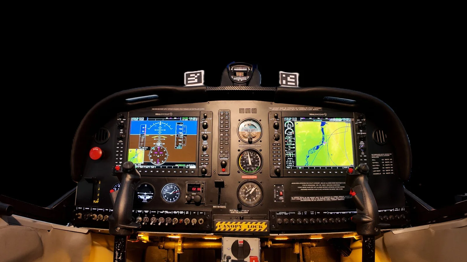 The AeroMix Super Mushshak glass instrument panel
