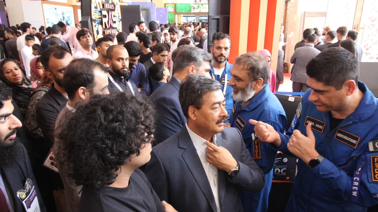 Admiral Naveed Ashraf, Chief of the Naval Staff, at the FSDC Aerosolutions stand at IDEAS 2024